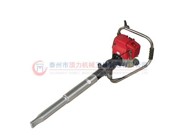 ND-4.2型內燃搗固鎬